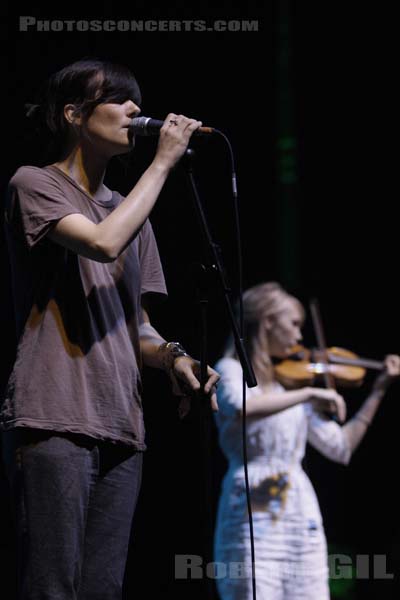 LE VOLUME COURBE - 2008-07-09 - PARIS - Zenith - 